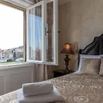 Queen Mary Luxury Apartment