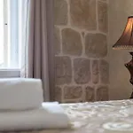 Queen Mary Luxury